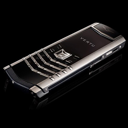 Vertu signature s design